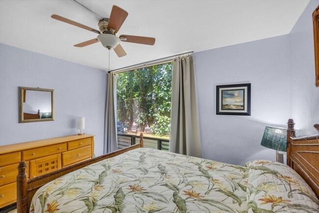 Building Photo - West Maui 2BD Condo Across from Beach Park | Furnished | Ground Floor