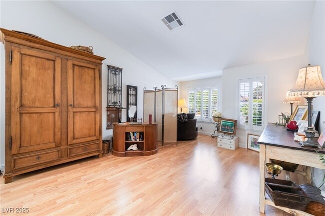 Building Photo - 8628 Highacre Dr