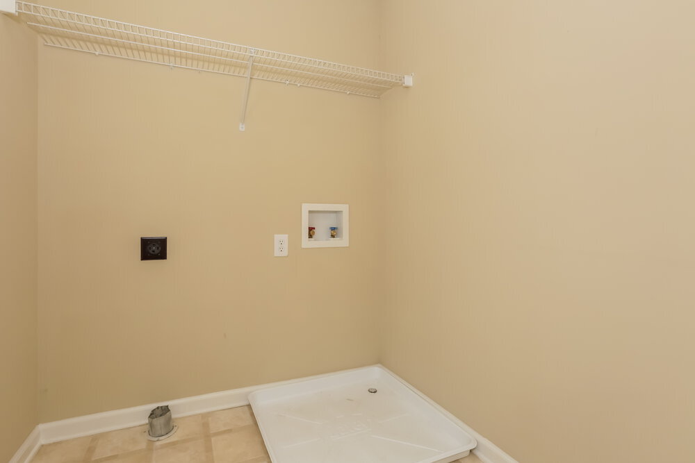 Building Photo - 6581 Long Nook Ln