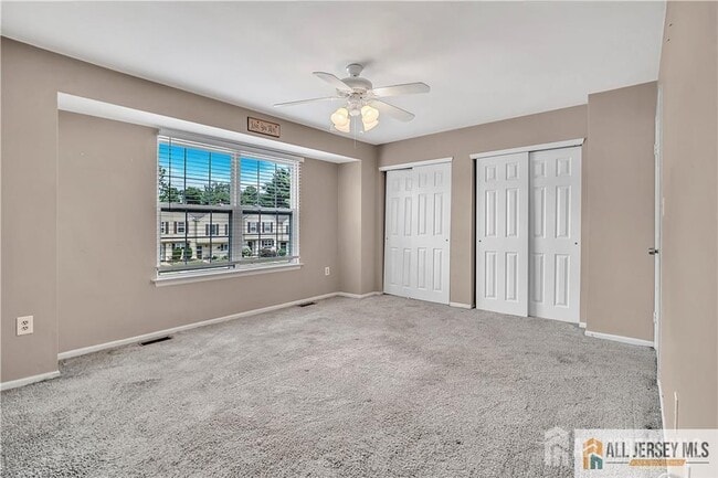 Building Photo - 722 Darlington Dr