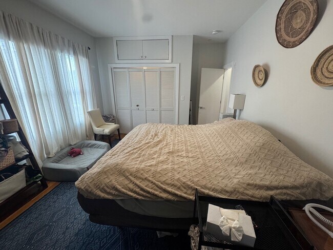 Building Photo - 9 Harding St