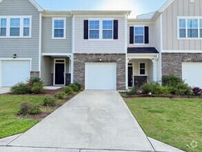 Building Photo - 3 Bedroom One Garage Townhome for Rent