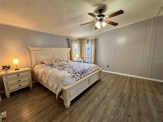 Building Photo - 6433 Orris St