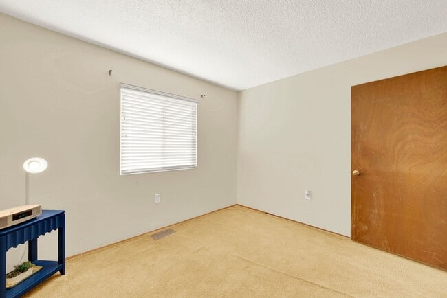 Building Photo - 162 Isle Royale Cir