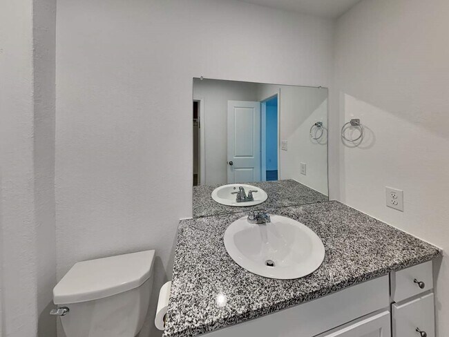 Building Photo - 171 Dodger Wy