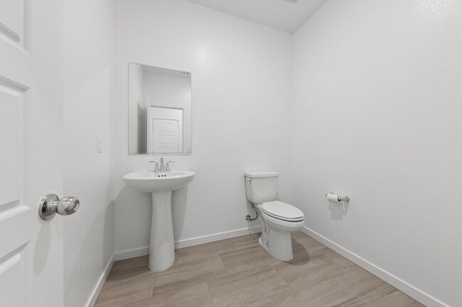 Building Photo - Brand New 3 Bedroom Townhome with Premium ...