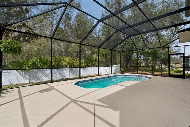 Building Photo - 18154 Sandy Pointe Dr