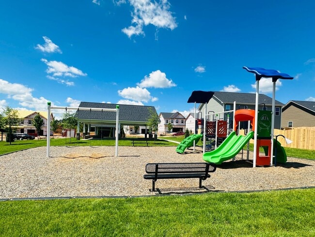 Building Photo - Beautiful Like-New 3 bed/2.5 bath w/ 2-car garage & fenced in backyard available June 24th!