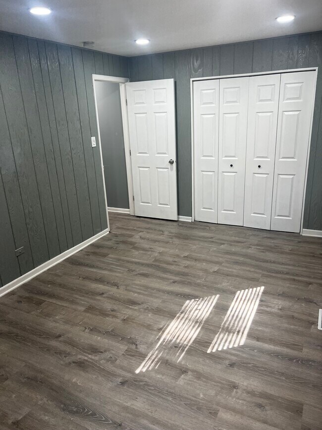 Building Photo - 20128 Ash Ln