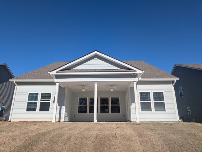 Building Photo - NEW 4BD/3BTH HOUSE- STONEBRIDGE FAIRWAYS COMMUNITY- Golf Course View- AVAILABLE NOW!