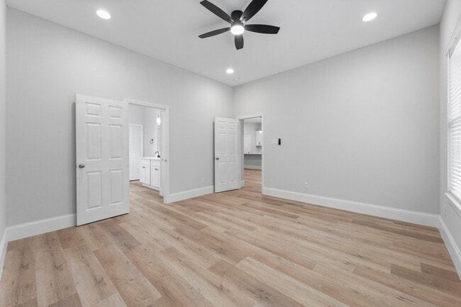 Building Photo - 478 Stephen F Austin Dr