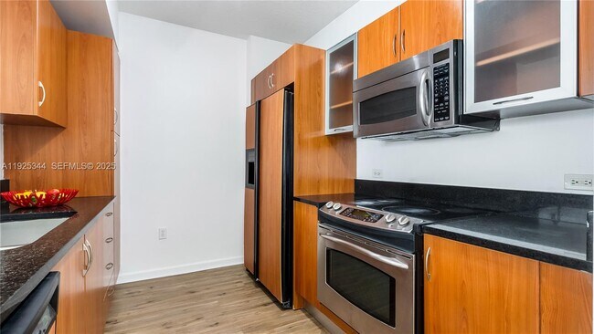 Building Photo - 18800 NE 29th Ave