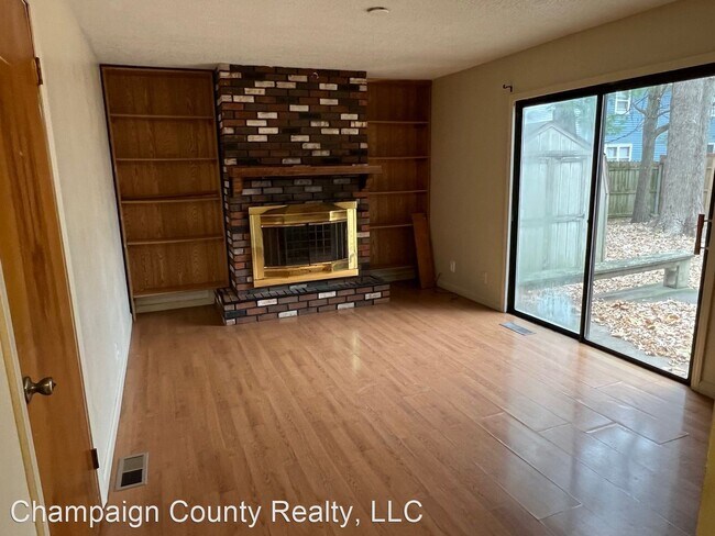 Building Photo - 3 br, 2.5 bath House - 1913 Scottsdale Dr.