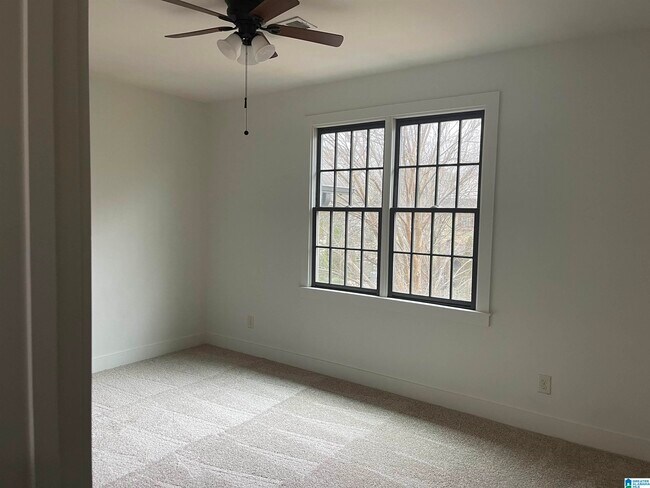 Building Photo - 504 Barristers Ct