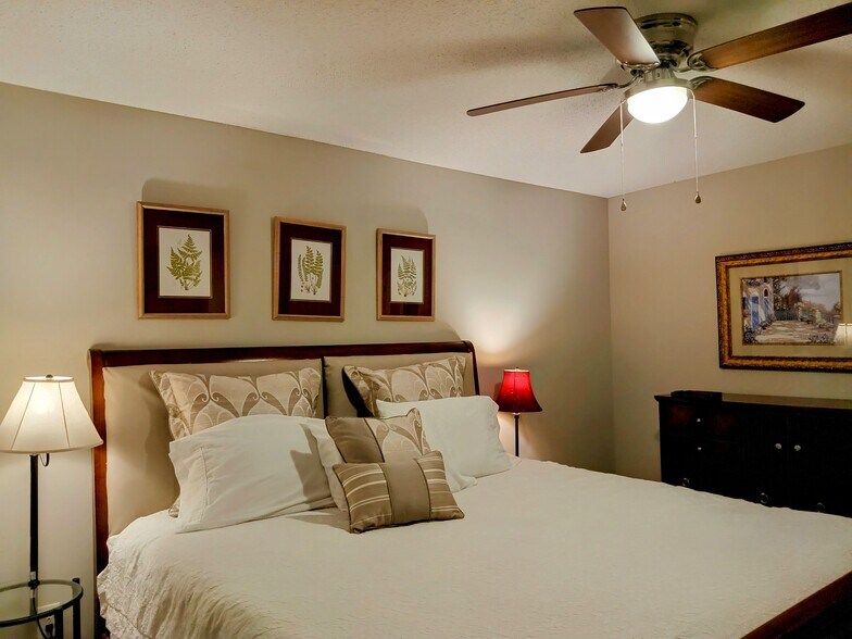 Building Photo - 2901 Westgate Dr