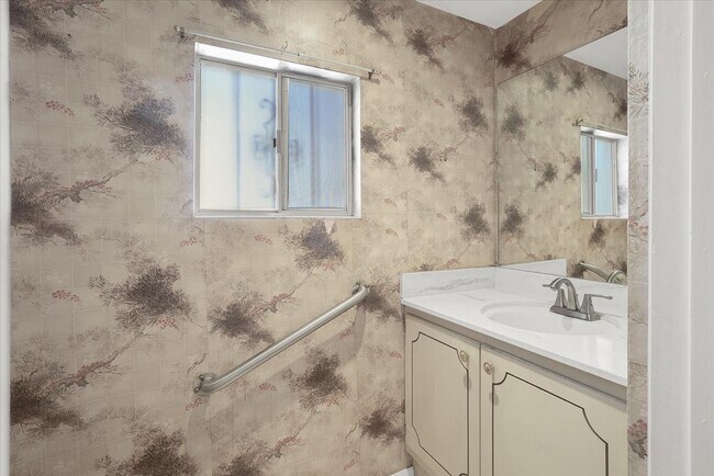 Building Photo - 3463 Monte Carlo Dr