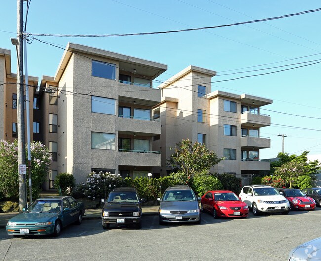 Building Photo - 1433 NW 64th St