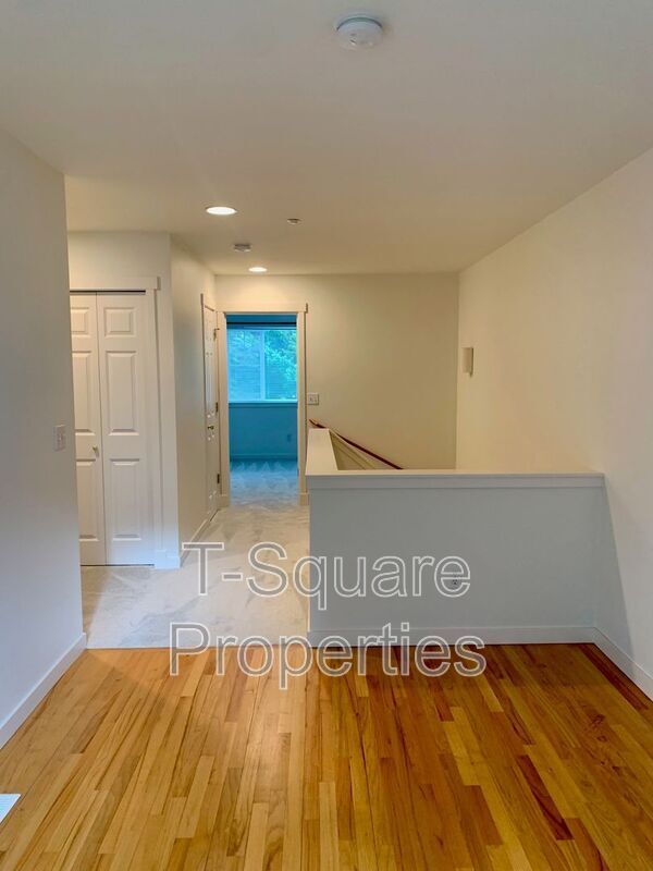 Building Photo - 15510 132nd Pl NE