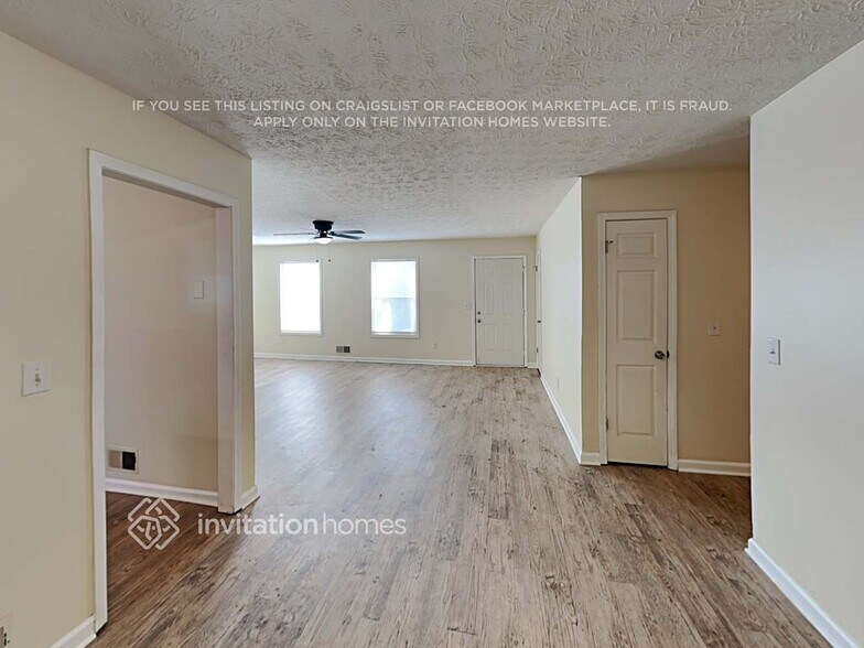 Building Photo - 3026 Beaver Dr