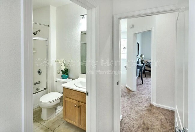 Building Photo - 2125 Winepol Loop