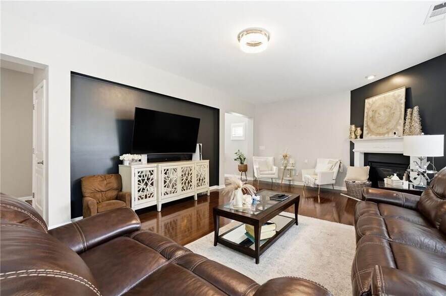Building Photo - 2731 Amalfi Way NW
