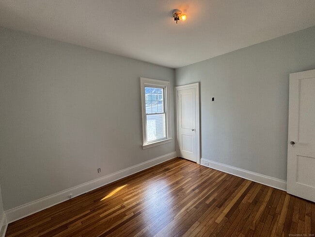 Building Photo - 1253 Forest Rd