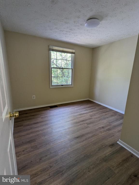 Building Photo - 2996 Paddock Wood Ct