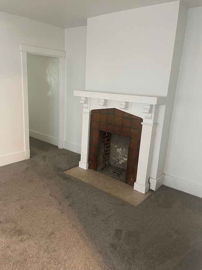 Building Photo - 2809 Neeld Ave