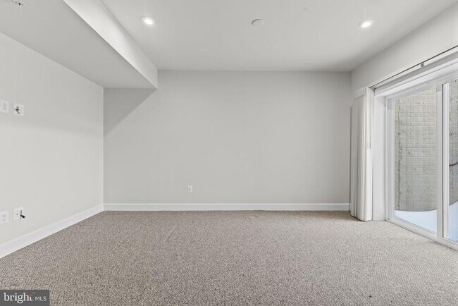 Building Photo - 12600 Coventry Mnr Wy