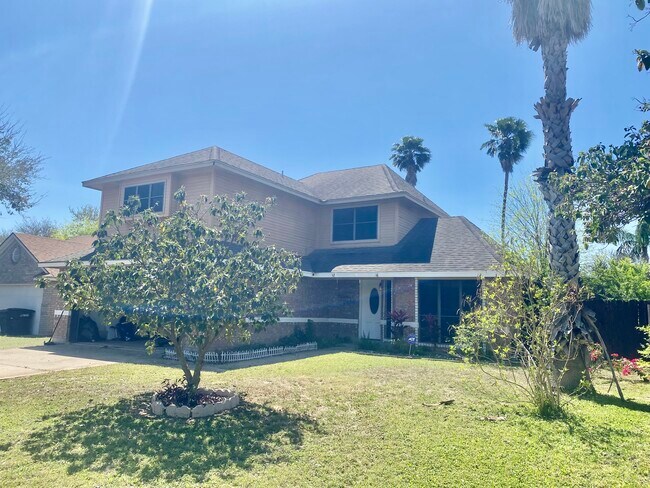 Building Photo - 1945 Zenaida Ave