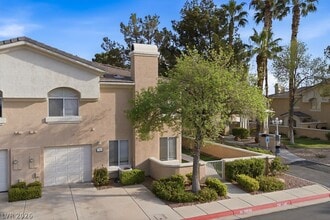 Building Photo - 910 Elegant Coral Ave