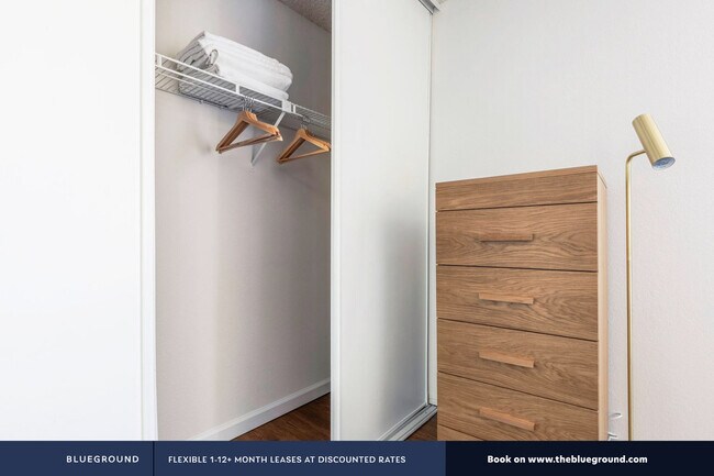 Building Photo - SoMa Square, 1 Saint Francis Pl