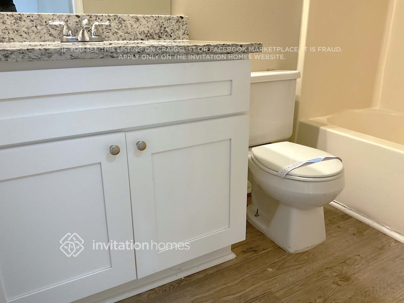 Building Photo - 552 Horseshoe Cir