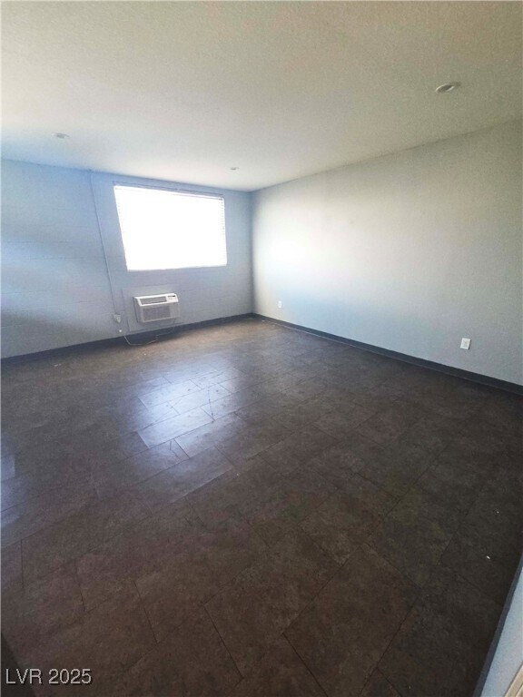 Building Photo - 223 N 9th St