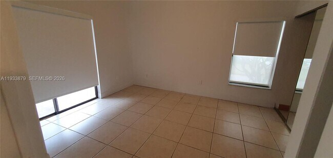 Building Photo - 6702 SW 152nd Pl