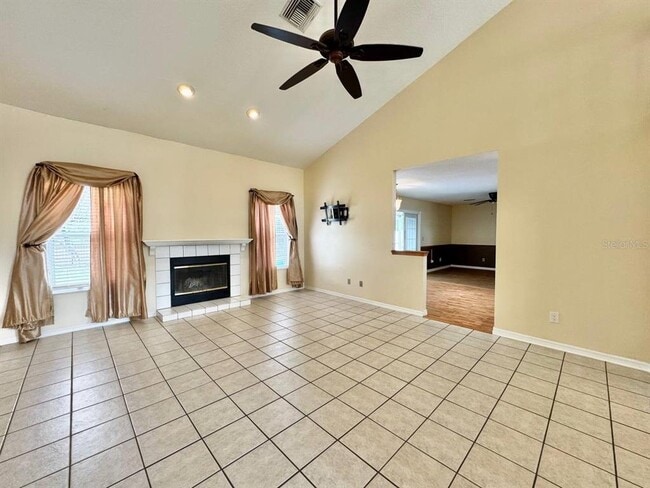 Building Photo - 5333 Casa Nueva Dr