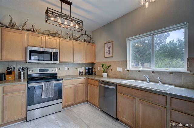 Building Photo - 8134 Cedar Chase Dr