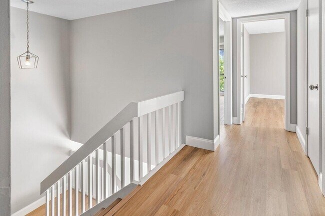 Building Photo - 1781 N Congress Ave