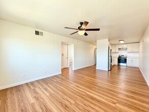 Building Photo - 670 Hillside Blvd
