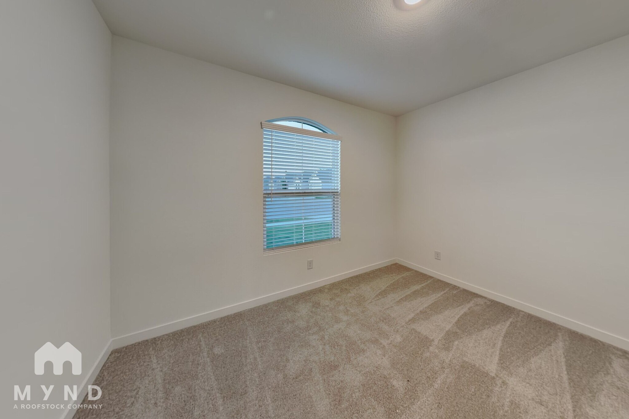 Building Photo - 1746 Milton Dr