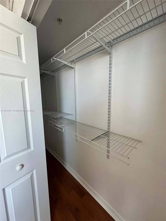 Building Photo - 275 NE 18th St