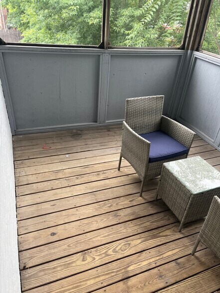 Building Photo - 33 Highgate St