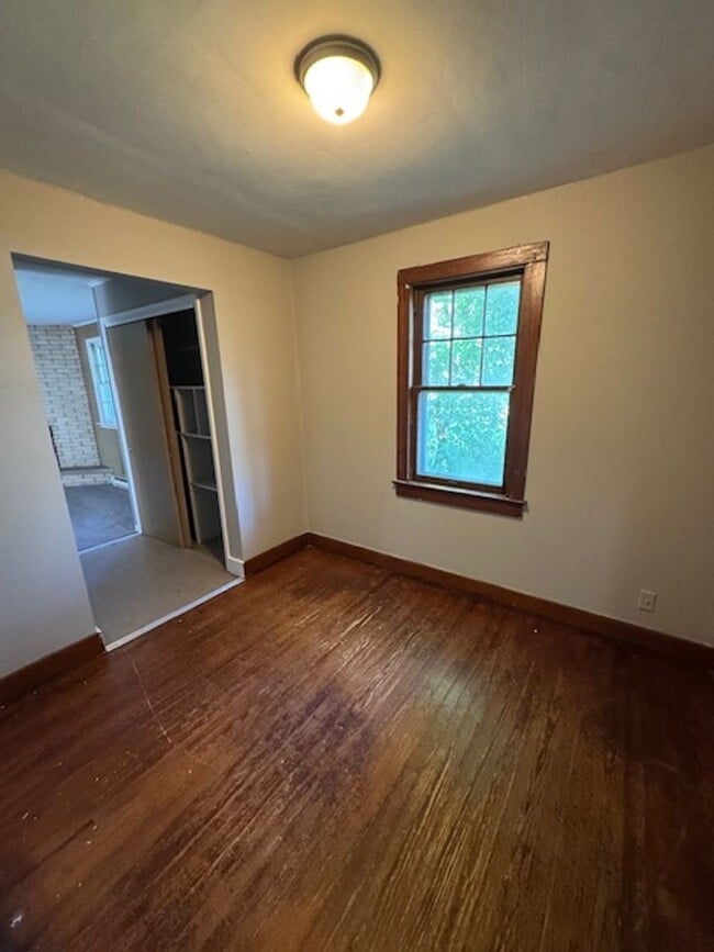 Building Photo - 1406 E Paulding Rd