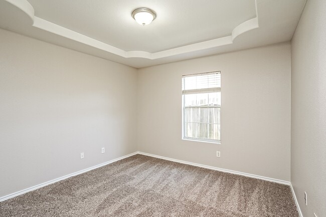 Building Photo - 6267 Gillian Park Dr