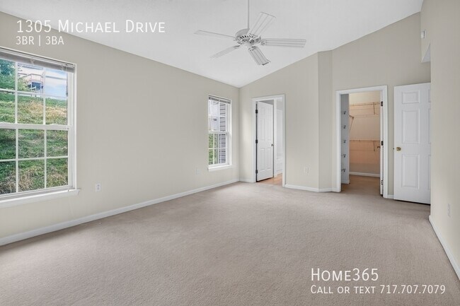 Building Photo - 1305 Michael Dr