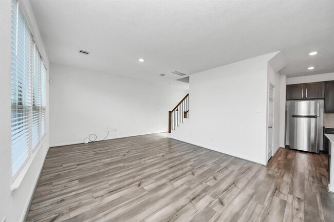 Building Photo - 4511 Kellmore Ct