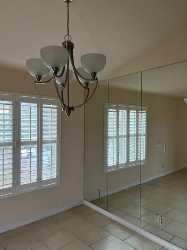 Building Photo - 413 Shiloh Dr