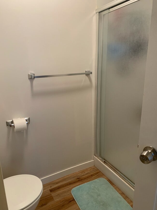 Building Photo - 8854 N Pamela St