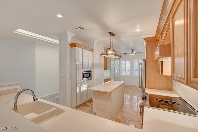 Building Photo - 2682 Grand Forks Rd