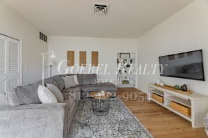 Building Photo - Fully Furnished Downtown Spacious 1 bedroom